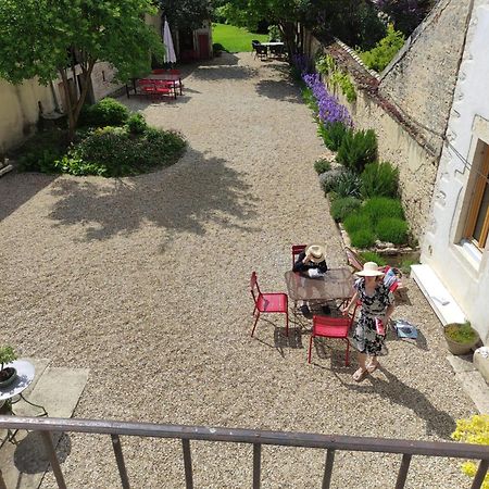 Bed and Breakfast Le 14 Faubourg Бон Экстерьер фото