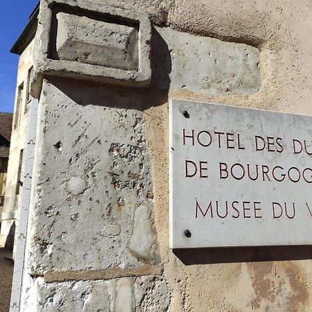 Bed and Breakfast Le 14 Faubourg Бон Экстерьер фото