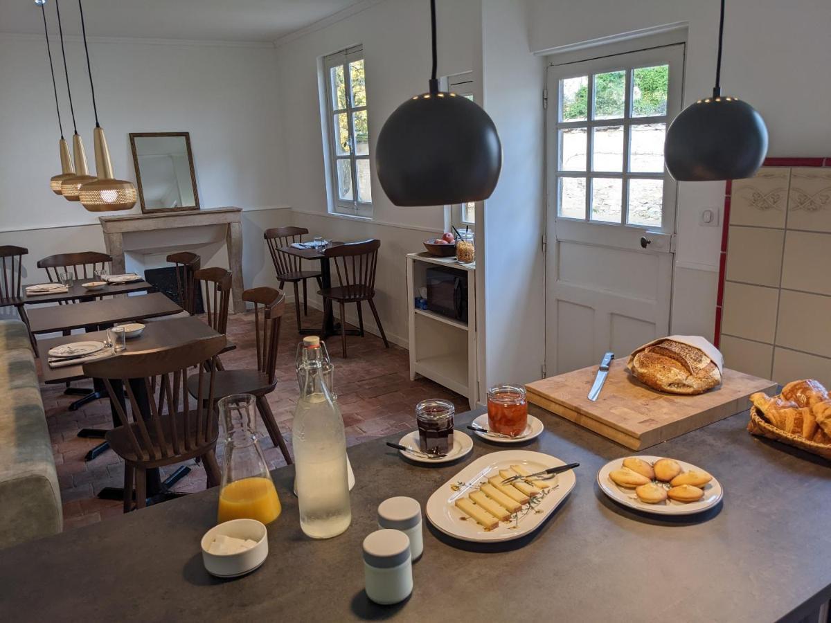 Bed and Breakfast Le 14 Faubourg Бон Экстерьер фото